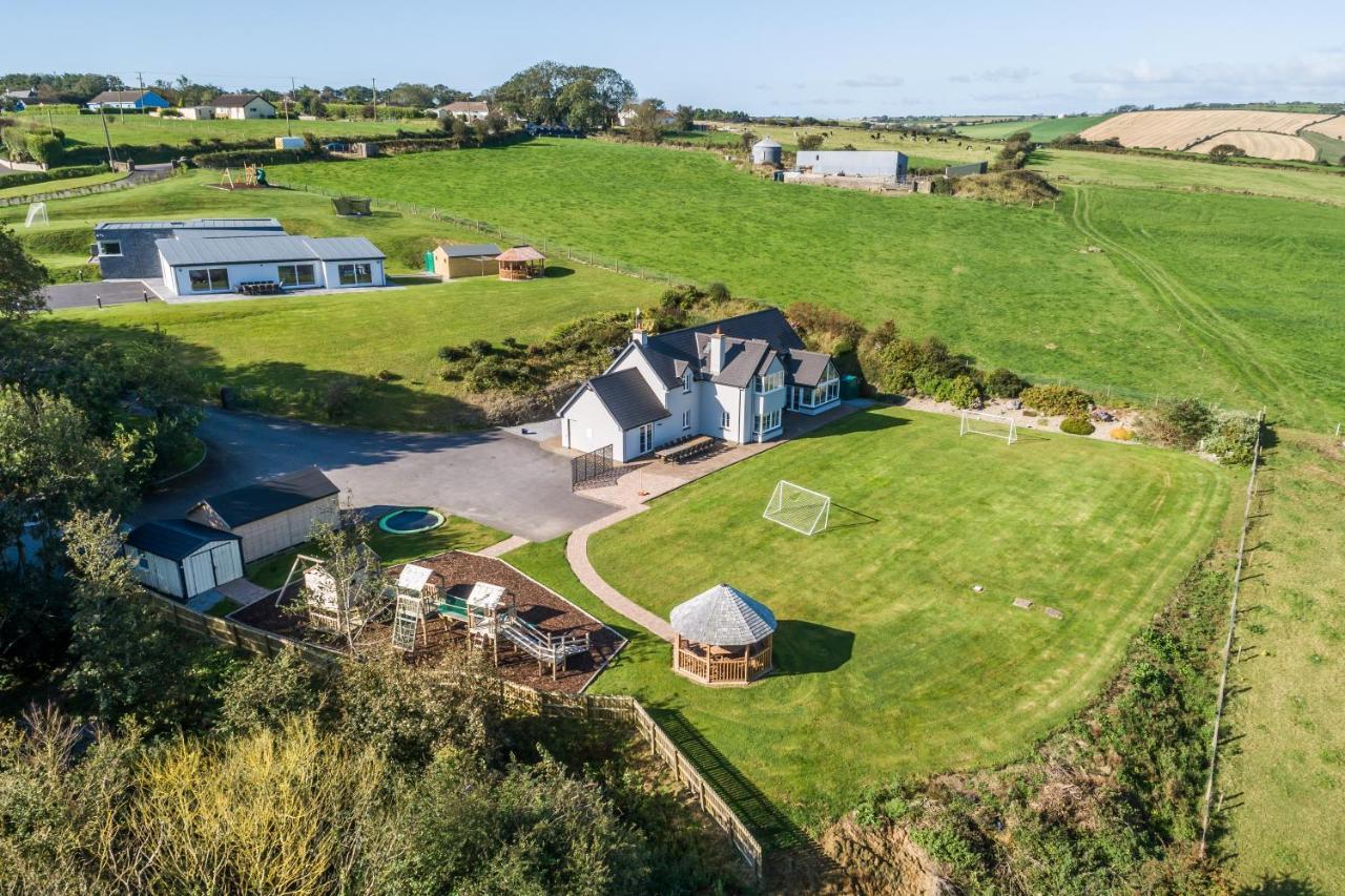 Four Winds,Kinsale Town,Exquisite Holiday Homes,Sleeps 26 Exterior photo